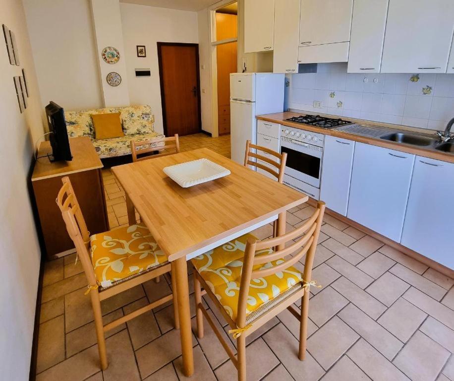 Residence Azzurro Vista Mare-A Gabicce Mare Zewnętrze zdjęcie